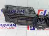 Решетка радиатора Volkswagen Golf 1K0853655A