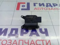 Моторчик заслонки отопителя (печки) Volkswagen Golf 1K0907511D