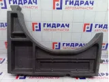 Контейнер в багажник левый Volkswagen Golf 1K6858857B