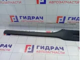 Накладка порога внутренняя правая Volkswagen Golf 1K4853372