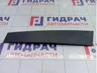 Накладка двери передней правой Volkswagen Golf 1K4837902