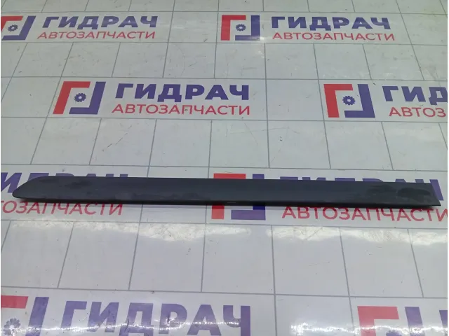 Накладка двери задней левой Volkswagen Golf 1K4853753