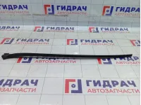 Молдинг лобового стекла правый Volkswagen Golf 1K0854320G