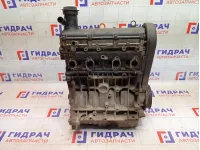 Двигатель Volkswagen Golf 06A100043P
