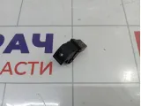 Кнопка открывания лючка бензобак Volkswagen Golf 7L6959833B3X1