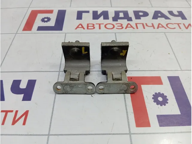 Петли крышки (двери) багажника Volkswagen Golf