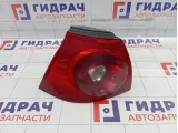 Фонарь задний наружный левый Volkswagen Golf 1K6945095AA