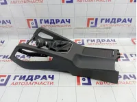 Консоль центральная Volkswagen Golf 1K0863243C71N