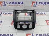 Рамка магнитолы Volkswagen Golf 1K0858069L1QB