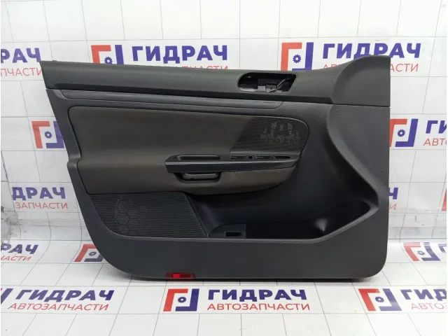 Обшивка двери передней левой Volkswagen Golf 1K4867011ERTRN