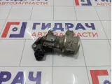 Клапан рециркуляции выхлопных газов Volkswagen Golf 06A131351F