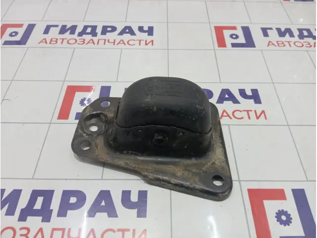 Кронштейн рычага продольного правый Volkswagen Golf 1K0505130J