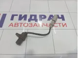 Датчик положения коленвала Volkswagen Golf 0261210199