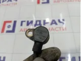 Датчик положения коленвала Volkswagen Golf 0261210199