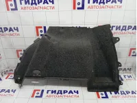 Обшивка багажника правая Volkswagen Golf 1K6867428M