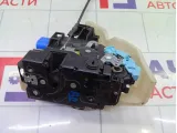Замок двери задней правой Volkswagen Golf 7L0839016D