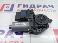 Моторчик стеклоподъемника заднего правого Volkswagen Golf 5K0959704E