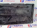 Защита антигравийная левая Volkswagen Golf 1K0825211E