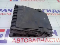 Крышка блока предохранителей Volkswagen Golf 1K0937132F
