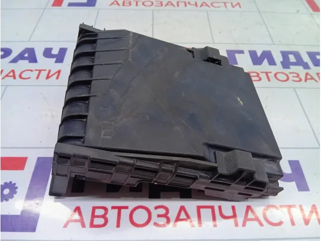 Крышка блока предохранителей Volkswagen Golf 1K0937132F