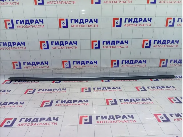 Накладка порога левая Volkswagen Golf 1T0854931B