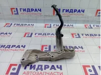 Кронштейн рычага переднего левого Volkswagen Golf 1K0199295E