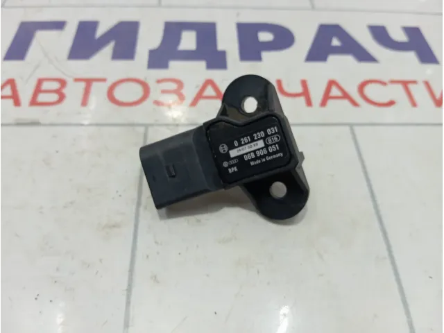Датчик абсолютного давления Volkswagen Golf 06B906051