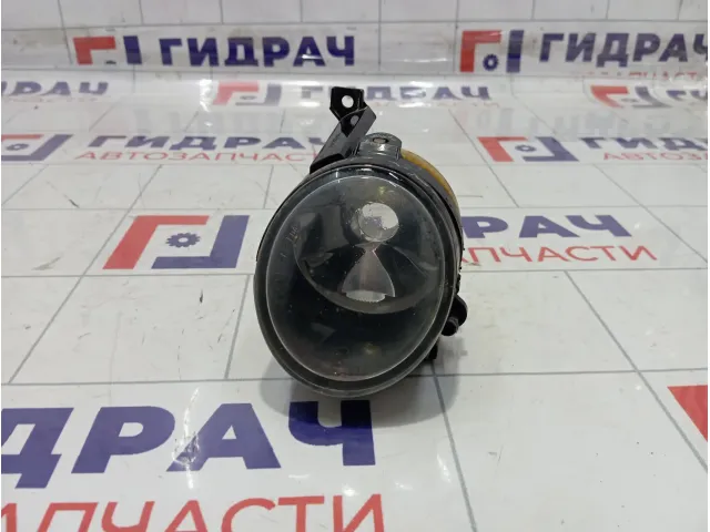 Фара противотуманная левая Volkswagen Golf 1T0941699C