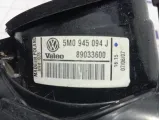 Фонарь задний внутренний правый Volkswagen Golf 5M0945094J