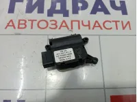 Моторчик заслонки отопителя (печки) Volkswagen Golf 3C0907511A
