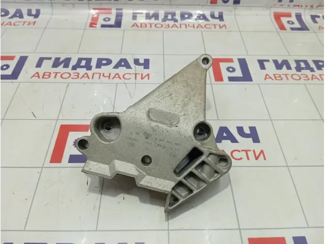 Кронштейн двигателя Volkswagen Golf 06F199207Q