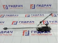 Замок двери задней левой Volkswagen Golf 5K4839015Q