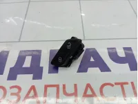 Кнопка центрального замка Volkswagen Golf 5G0962125AWHS