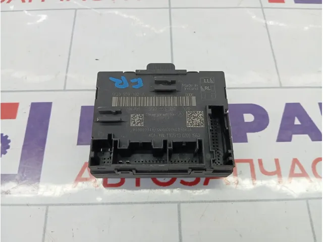 Блок комфорта двери передней правой Volkswagen Golf 5Q0959392