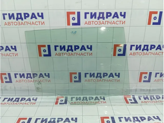 Стекло двери задней правой Volkswagen Golf 5G6845026