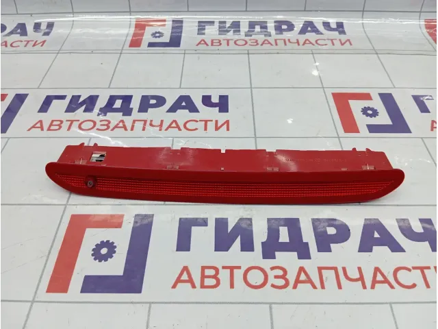 Фонарь задний стоп сигнал Volkswagen Golf 5K0945087D