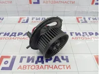 Моторчик отопителя (печки) Volkswagen Golf 5Q1819021B