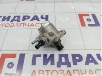 Насос (ТНВД) бензиновый Volkswagen Golf 04E127026BD