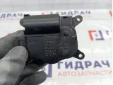 Моторчик заслонки отопителя (печки) Volkswagen Golf 5Q0907511K