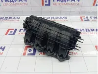 Коллектор впускной Volkswagen Golf 04E129709L
