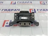 Опора двигателя левая Volkswagen Golf 5Q0199555R