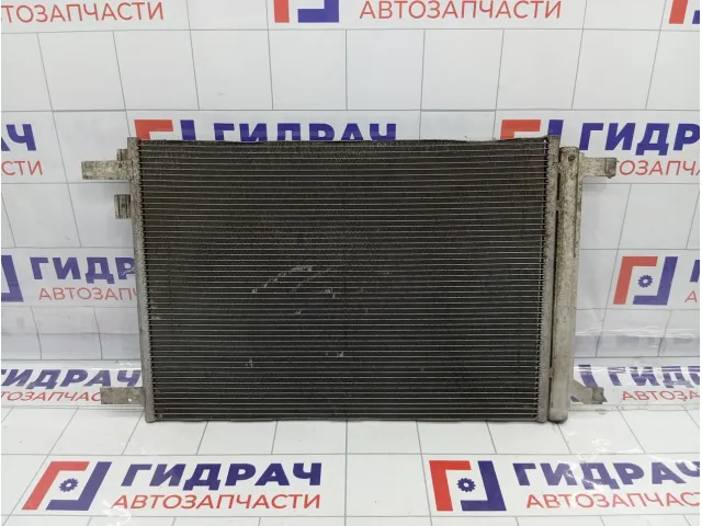Радиатор кондиционера Volkswagen Golf 5Q0816411M