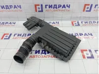 Корпус воздушного фильтра Volkswagen Golf 04E129611G