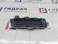 Решетка бампера верхняя передняя правая Volkswagen Golf 5G0853212D