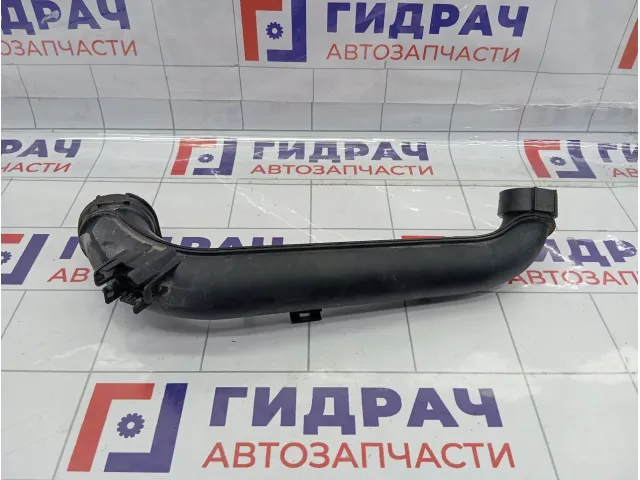 Трубка турбокомпрессора Volkswagen Golf 04E145673C