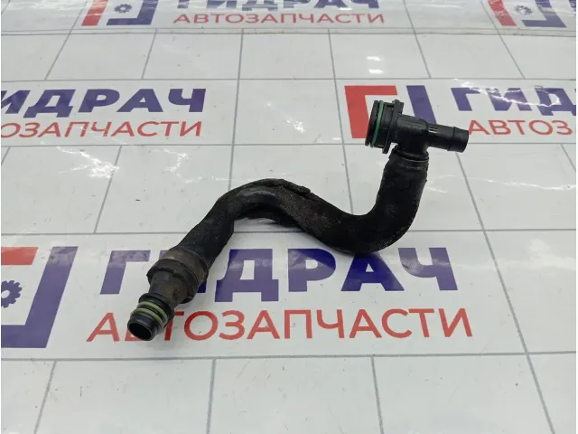 Патрубок вентиляции картерных газов Volkswagen Golf 04E103202F