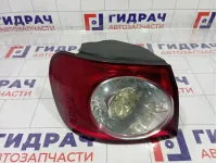 Фонарь задний наружный левый Volkswagen Golf Plus (Mk5) 5M0945095N