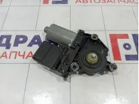 Моторчик стеклоподъемника задний правый Volkswagen Golf Plus (Mk5) 5K0959704EVW1