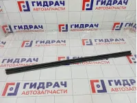 Уплотнитель стекла заднего левого Volkswagen Golf Plus (Mk5) 5M0839479A5AP