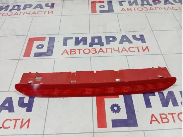 Фонарь задний (стоп сигнал) Volkswagen Golf Plus (Mk5) 1K6945097B
